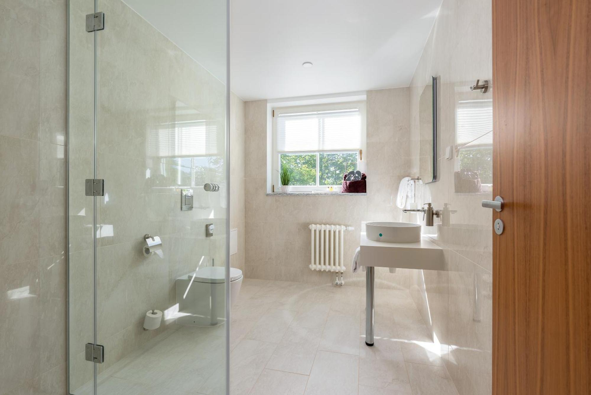 The Manor Sports & Spa Torva Bagian luar foto