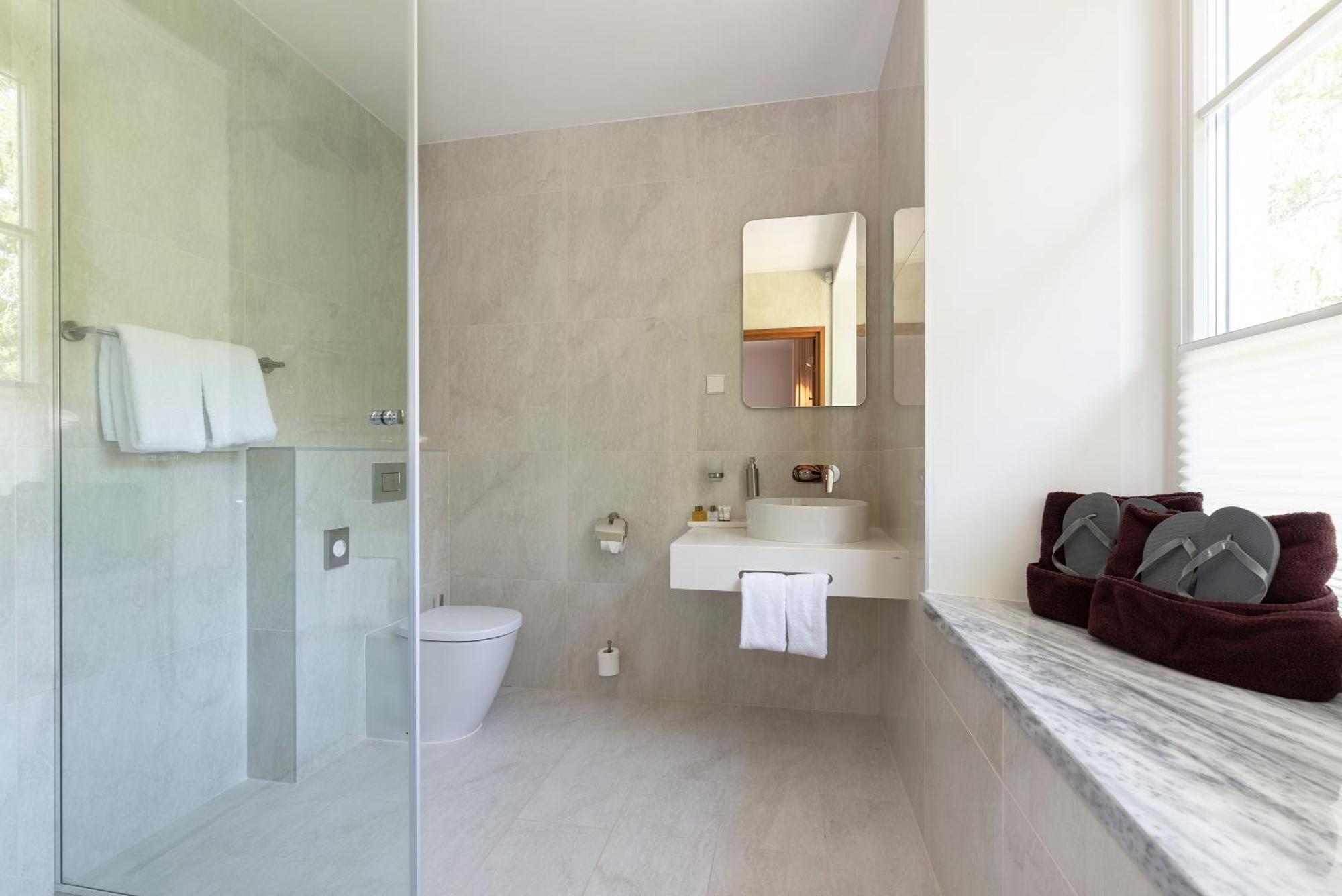 The Manor Sports & Spa Torva Bagian luar foto